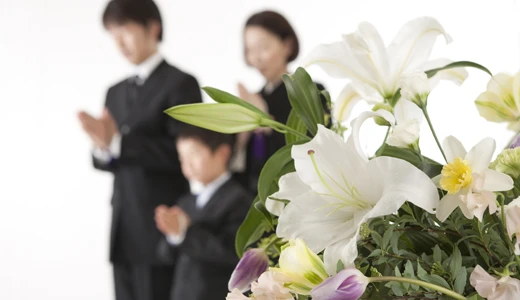 家族葬・一日葬プランの祭壇